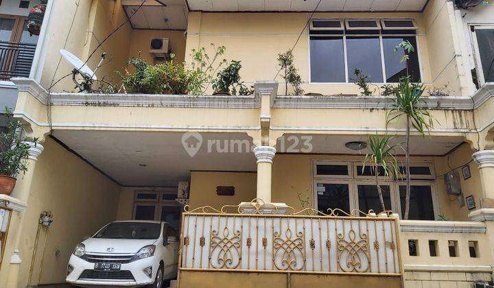 Rumah 2 Lantai di Komplek Bumi Satria Kencana Kota Bekasi 1