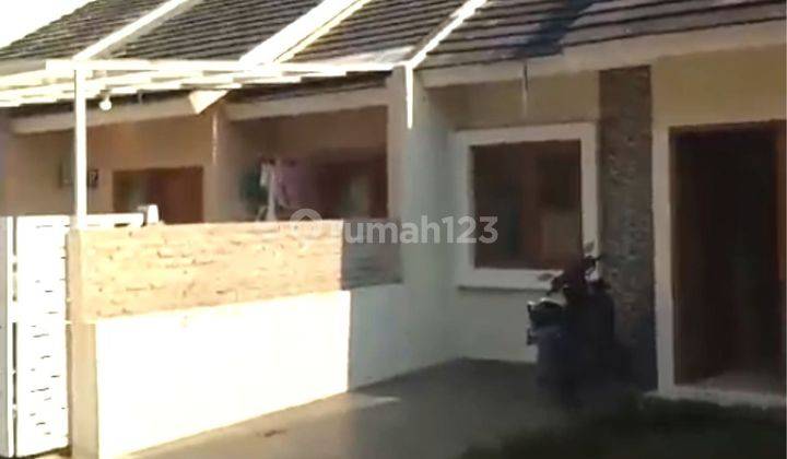 Rumah Minimalis di Griya Jati Endah Cilengkrang Bandung 1