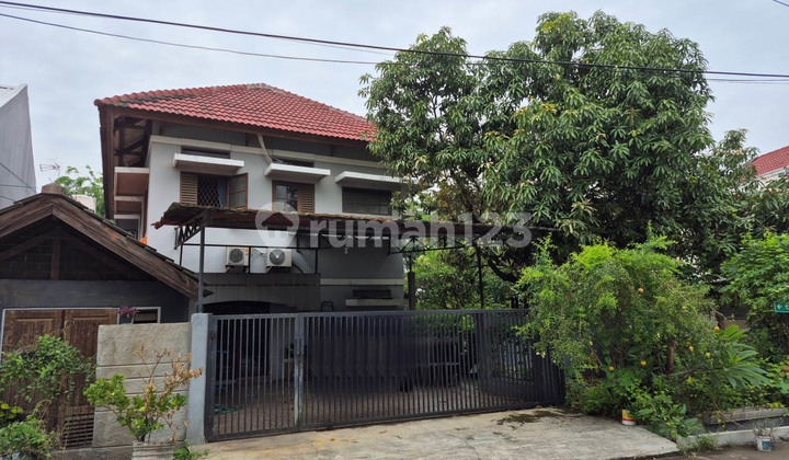 Rumah tua, hitung tanah Jl Puspa Gading, Kelapa Gading