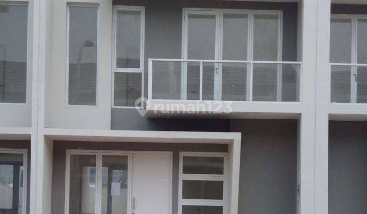 Rumah 2 Lantai di La Verde Cluster Vivere Serpong, Tangerang Selatan 1