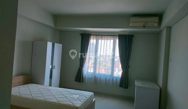 Apartement Beverly 90210 Semi Furnished, Gading Serpong 1