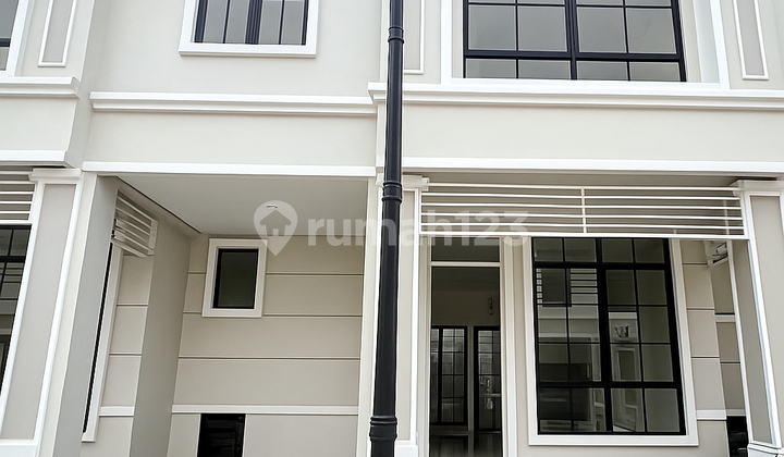 For Rent 2 Story House in Lavon Cluster Citrine Sindang Jaya, Tangerang For Rent 2 Story House in Lavon Cluster Citrine Sindang Jaya, Tangerang