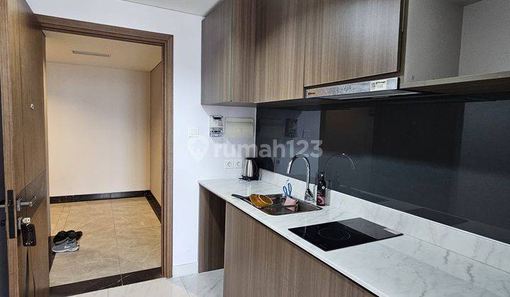 Apartement The Smith Furnished Bagus 2