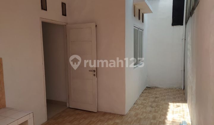 Rumah di Villa Bogor Indah Sukarja, Bogor 2