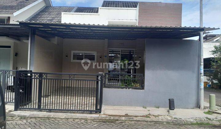 Rumah Sudah Renovasi Furnished di Cluster Taman Puspa, Tangerang 1