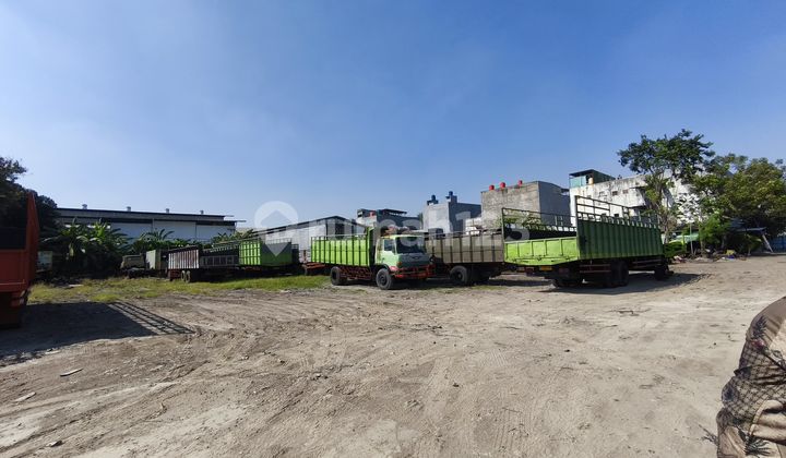 Lahan besar pinggir jalan raya kapuk Lahan besar pinggir jalan raya kapuk