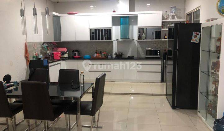 Rumah Puri Mansion Jakarta Barat Uk 8x17 Shm Furnish Hdp Selatan 2