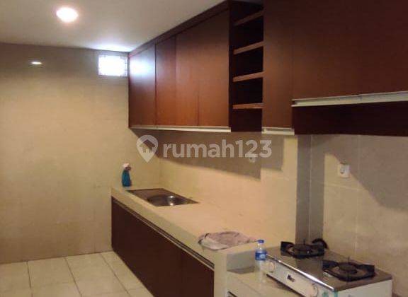 Rumah Di Pik Jakarta Utara Ukuran 8x15m 3 Lantai Full Furnish 2