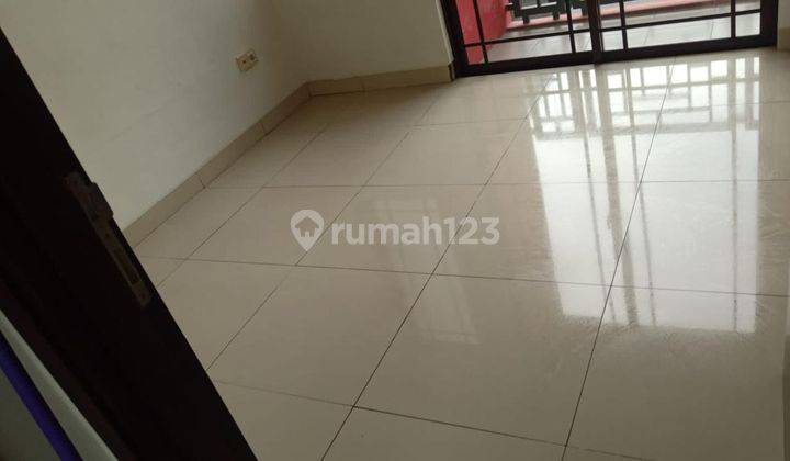 Rumah Bagus 2 Lantai Di Green Lake City Luas 6x15m Ada Ac 2