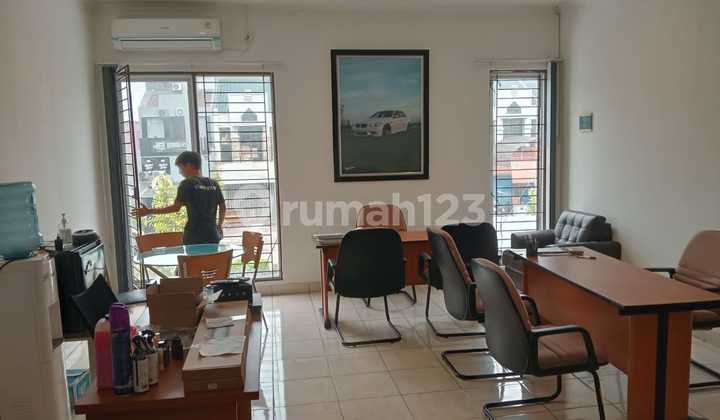 Nice Shop House in Metland Puri Tangerang, Size 5x15, 2 Floors 2