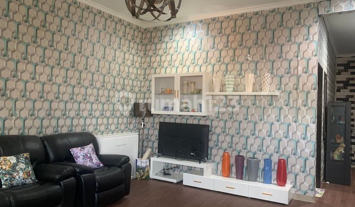 Rumah Bagus Di Cengkareng Jakarta Barat 2,5 Lantai SHM 2