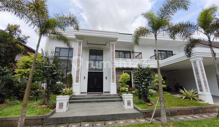 Brand New Luxury Minimalist House with Private Pool in Riverpark Bintaro
