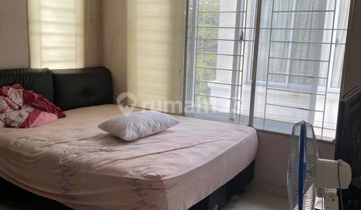 Rumah Bagus di Casa Jardin Jakarta Barat 14X15 3 Lantai SHM 2