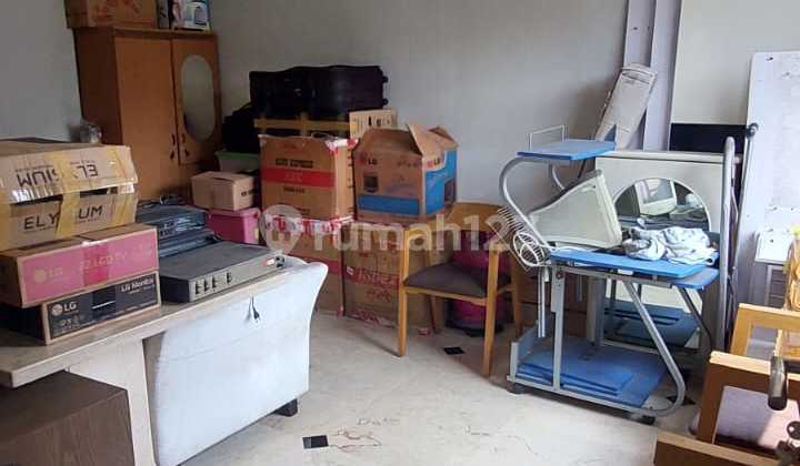 FOR RENT: TERRACED SHOPHOUSE IN BSD SERPONG