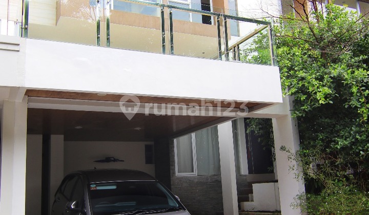 Rumah di Citra 8, Cluster Aeroworld, 2,5 Lantai, Kolam Renang SHM Rumah di Citra 8, Cluster Aeroworld, 2,5 Lantai, Kolam Renang SHM