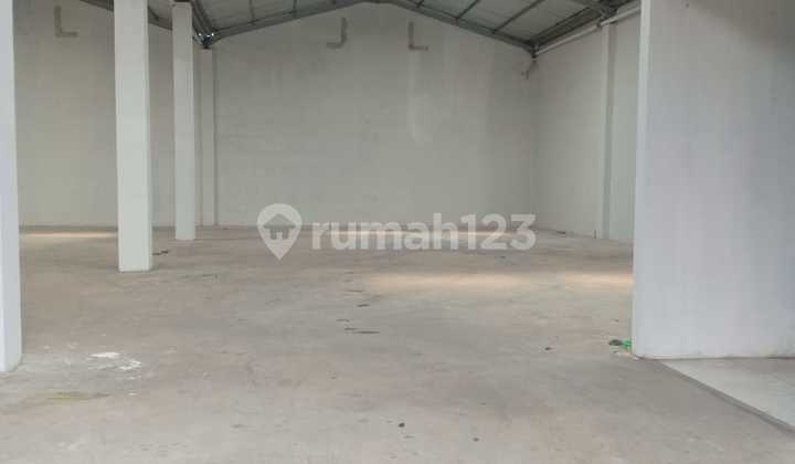Disewakan Gudang Gandeng Dengan kantor 2 lantai