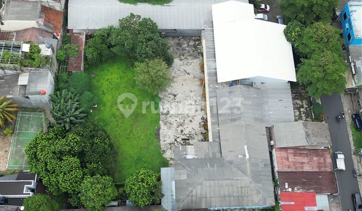 Ready-to-Use 2-Story Land and Building in Pamulang Tangerang with SHM Ready-to-Use 2-Story Land and Building in Pamulang Tangerang with SHM