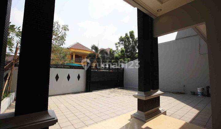 Termurah Rumah Di Kebon Jeruk Jakarta Barat Luas 15x35m 2 Lt Shm 2