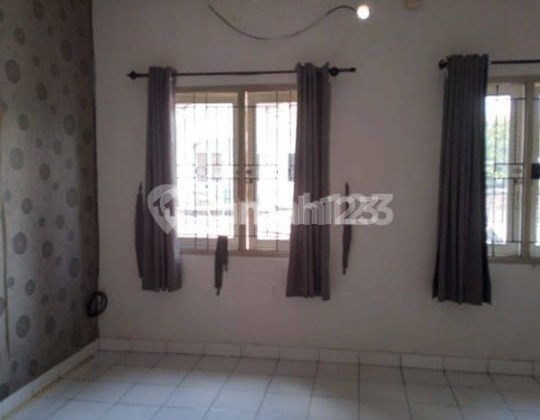 Rumah bagus di Duri Kosambi