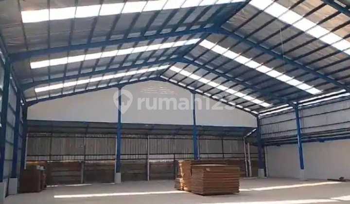 Gudang Di Pakuhaji Tangerang Luas 988m2 Akses Kontainer 40 Feet