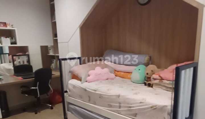 DIJUAL CEPAT! Rumah Mewah Semi Furnished The Riviera Metland Puri Lokasi Strategis dekat Tol Jakarta-Tangerang 3,6M Nego