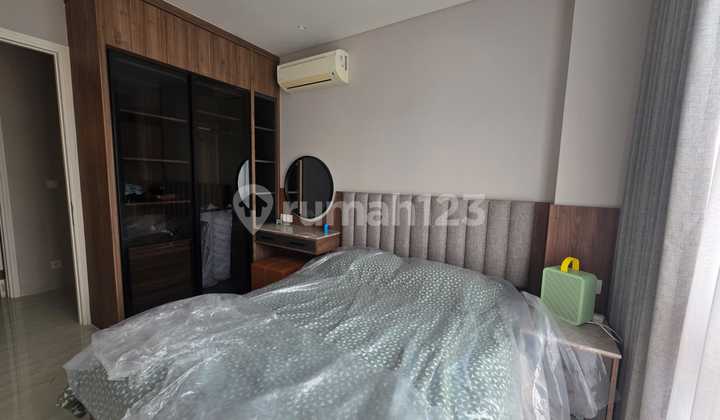 For Rent: Llyod Alam Sutera Apartment, 2BR, Fully Furnished, New Neat Beautiful Interior, 150Jt Negotiable 2