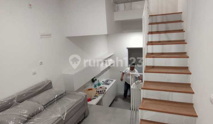 DIJUAL RUMAH FULL FURNISHED FLATHOUSE MYZA BSD CITY LENGKAP DENGAN AC