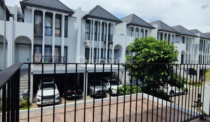 DISEWAKAN Aether BSD Rumah Mewah Brand New Rapi Siap Huni Semifurnish dengan AC dan kitchenset memiliki 3 fasilitas Clubhouse Greenwich 1