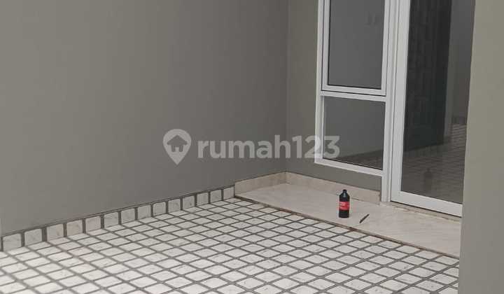 Dijual Rumah Villa Melati Mas Baru Selesai Renovasi Rapi Cantik Minimalis Modern Luas Tanah 200 Harga 2,5M Saja