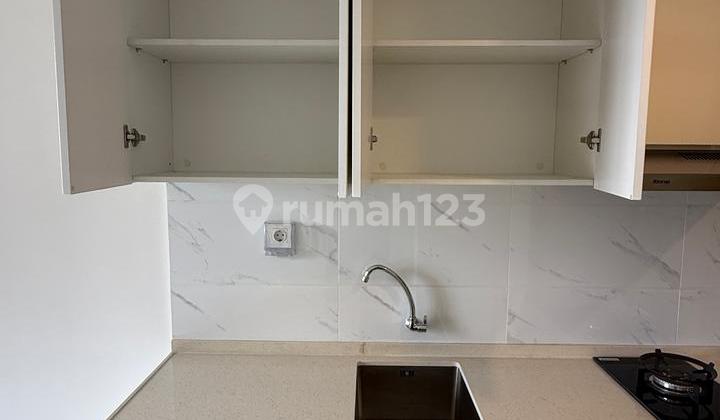 DIJUAL CEPAT APARTMENT SKYHOUSE ALAM SUTERA DEKAT BINUS UBM LIVING WORLD 425JT