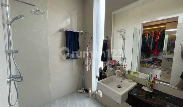 DIJUAL CEPAT! Rumah Mewah Semi Furnished The Riviera Metland Puri Lokasi Strategis dekat Tol Jakarta-Tangerang 3,6M Nego 2