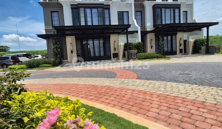 DIJUAL RUMAH CANTIK DESIGN MODERN CLASSIC EUROPEAN THE SPRINGS GADING SERPONG 4,3M