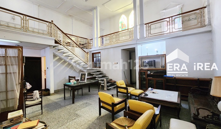 Rumah Dijual 2 Lantai di Solo Dekat Pasar Gedhe