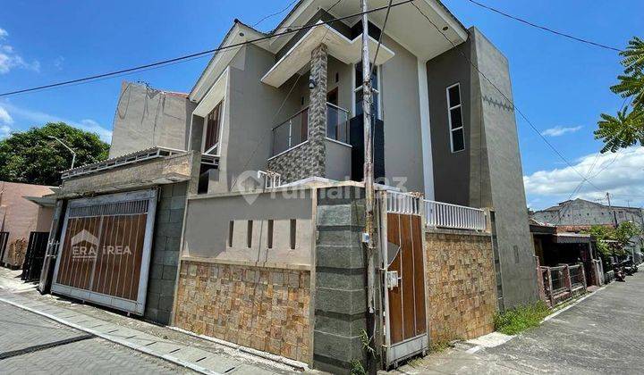 Rumah Minimalis Modern Murah Tengah Kota Solo 2