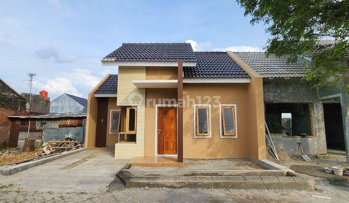 Rumah Baru Murah Siap Huni Dekat Pintu Tol Colomadu Solo