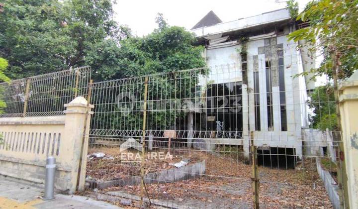 Gedung Kantor Lokasi Bagus Dekat Tugu Kota Yogyakarta