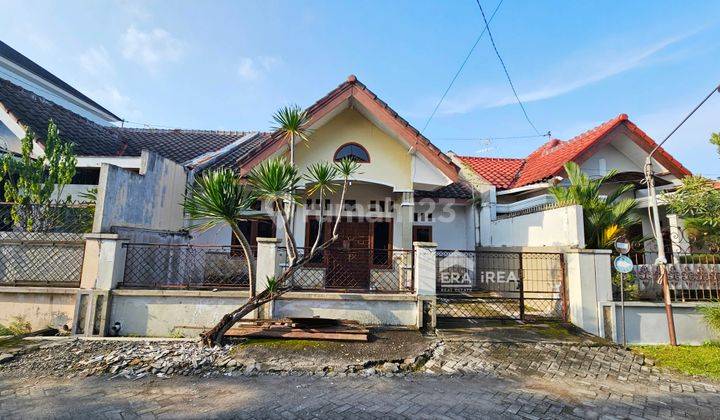 Rumah Minimalis Siap Huni di Baturan Colomadu Solo 1