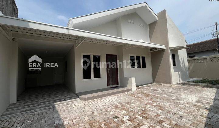 Rumah Baru Solo Dekat Pusat Bisnis Solo Baru 1