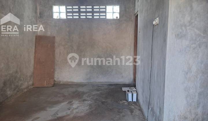 Warehouse Rental with Truck Access in Sleman Near Kalasan Temple