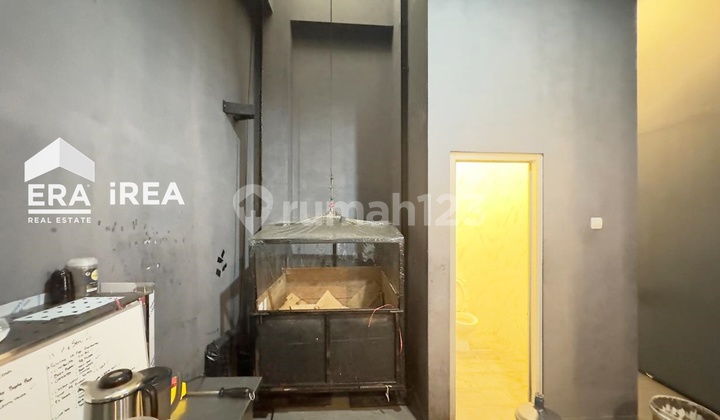 Shop House for Rent in Solo Near Solo Baru Business Center