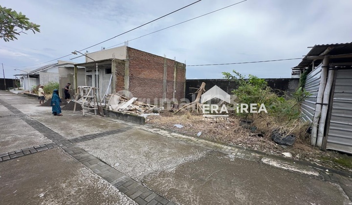 Taah Dijul at Soloekat Rs Oen Solo Baru