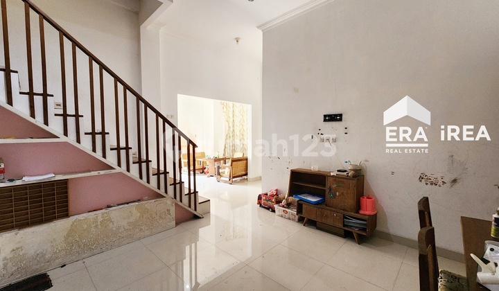 Rumah Dijual 2 Lantai di Solo Pusat Dekat Paragon Mall 2