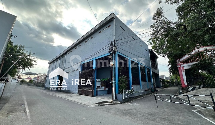 Dijual Gudang Bagus 2 Lantai di Surakarta Mojosongo