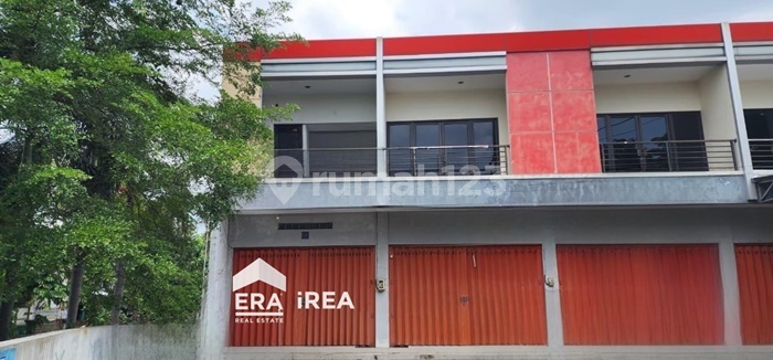 2-Story Shop House Near Pasar Gede Ready to Use 1