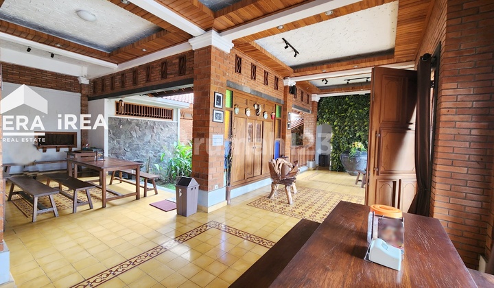 Ready-to-Use Business Space for Sale in Solo Baru Central Business Area