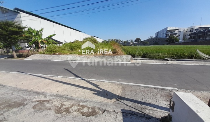 For Sale: Build-Ready Land in Klodran Karanganyar For Sale: Build-Ready Land in Klodran Karanganyar