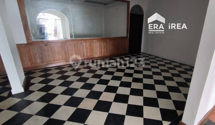 Good Business Space for Rent in Yogyakarta Near Alun Alun Kidul