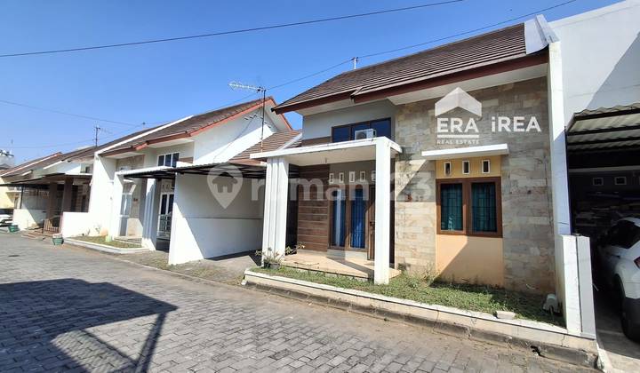 Rumah Dijual Area Strategis Dekat Pakuwon Mall Solo Baru 2