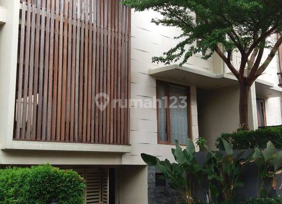  Rumah Furnished SHM - Sertifikat Hak Milik di Komplek Lavie Kemang Jakarta Selatan, Kemang Bagus 3 Lantai 2