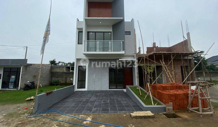 Rumah Siap Huni Di Pamulang, Hanya 5 Menit Ke Pamulang Square 1